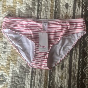 BNWT red and white pinstripe bikini bottoms by Freya size L